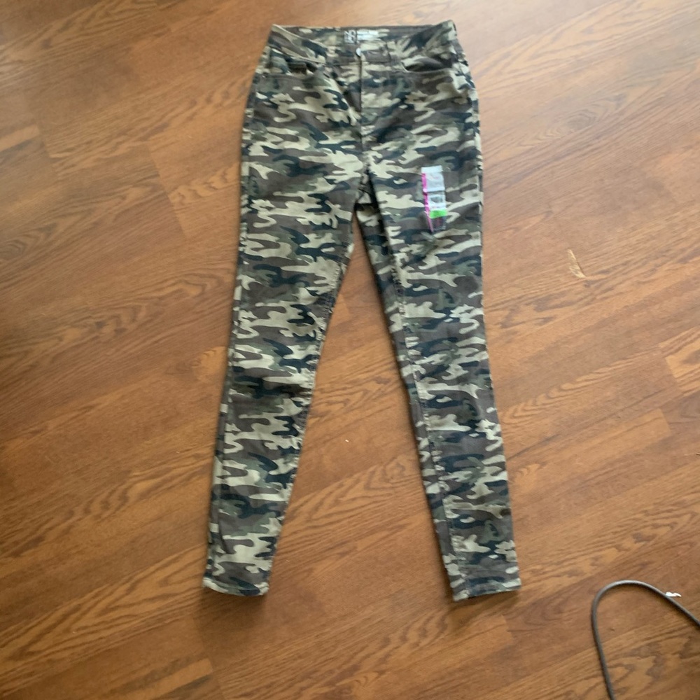 Brand new camo skinny jeans